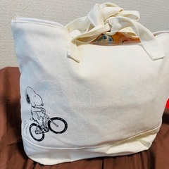 新作♡新品タグ付 ラウワン限定スヌーピー トートバッグの画像