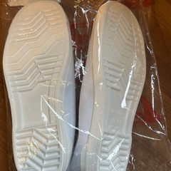 【新品】子ども上履きシューズ　22.0㎝　200円
の画像