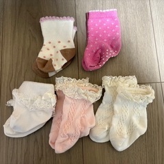 ベビー　靴下 7足 ミトン2つ　セットの画像