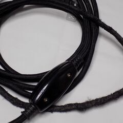 ※お引き取り先決定済み※ニトリ　こたつ　ブラウン＆ブラック木目　2023年製　80cmｘ60cm　コードの被覆毛羽立ちあり　【非対面取引です】　の画像