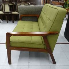 訳アリ格安品! 木製フレーム 2人掛けソファ 幅114cm グリーン系 ファブリック 背もたれクッション変形あり 2Pソファ ソファー 苫小牧西店の画像