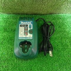 マキタ(makita) CL102D 充電式クリーナー【市川行徳店】【店頭取引限定】【中古】管理番号：IT74WG5F6Y1Cの画像