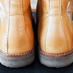 Poniter 本革　ショートブーツ　日本製の画像