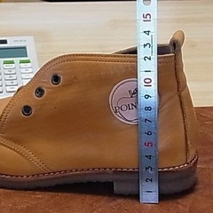 Poniter 本革　ショートブーツ　日本製の画像