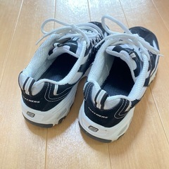 スケッチャーズ　スニーカー　レディース　24.5㎝の画像