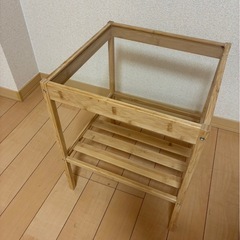 サイドテーブルの画像