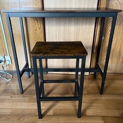 バーテーブル1台 ＋ スツール1脚の画像