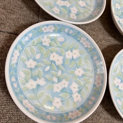 お皿 5枚セットの画像