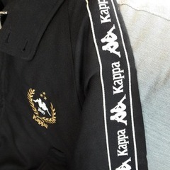 GU Kappa コラボ　ブラック ジップアップジャケットの画像