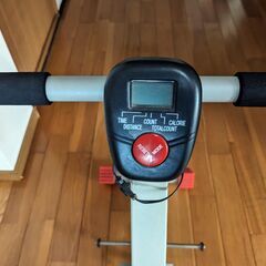 ボート漕ぎ運動マシンの画像