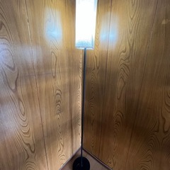 フロアランプの画像