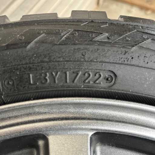 アルミホイール4本セット　165/60/R15 77Q　