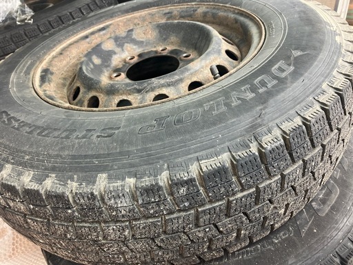 DUNLOP 195/80/15 LT スタッドレス タイヤ ホイール付き 4本セット ハイエース