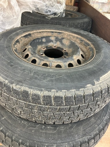 DUNLOP 195/80/15 LT スタッドレス タイヤ ホイール付き 4本セット ハイエース