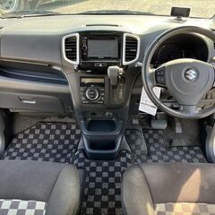 【自社ローン】★保証人なし★全国対応★ソリオ　ﾌﾞﾗｯｸｱﾝﾄﾞﾎﾜｲﾄ★パワースライドドア★プッシュスタート★ナビ付★ETC★車検R9/7の画像