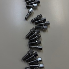 ゲレンデ用アルミホイール4本
セット空気圧センサー付きの画像