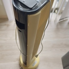 タワー扇風機の画像