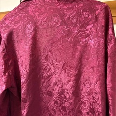 ホストシャツの画像