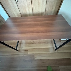 デスク (60cm x 120cm)の画像