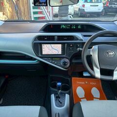 トヨタ アクア 1.5 5名 ETC ドラレコ ナビTV DVD キーレス スマートキーの画像