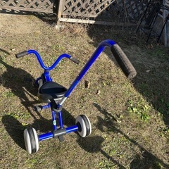 三輪車ラビット トライクの画像