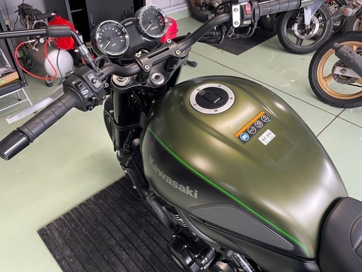 Z900RS 走行1900km 限定カラー 逆輸入車両 人気モデル 注目商品 品質管理徹底 安全配送 バイク カワサキ