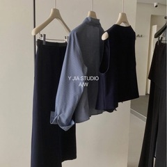 2点セットアップ(ベスト・スカート)・Sサイズ・新品の画像