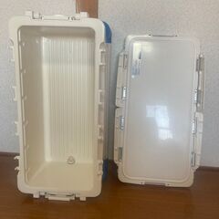 シマノ　クーラーボックス　35リットルの画像