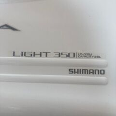 シマノ　クーラーボックス　35リットルの画像