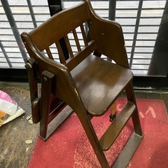 チャイルドチェアーの画像