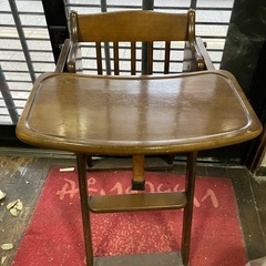 チャイルドチェアーの画像