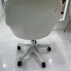 早い者勝ち‼️無料‼️回転式オフィスチェアの画像