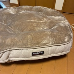 【コストコ】カークランドシグネチャー ／ペットベッド 丸型 ／直径・約90cm x 90cm／used使用済み・中古品の画像
