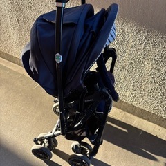 Conbi メチャカルハンディオート4キャスの画像