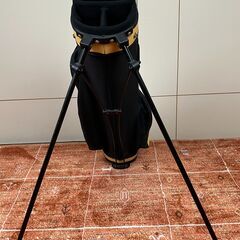 【美品】ハーフスタンドキャディバッグ（フード付き）　スタンドタイプ　つるやゴルフ ワンサイダー  [イエロー] 口枠6.5型 重量1.6kg TSURUYA GOLF ONESIDERの画像