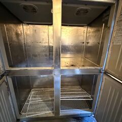 厨房機器　４面冷凍冷蔵庫あげます！の画像
