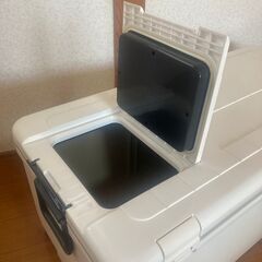 ホリデーランド　クーラーボックス　76リットルの画像