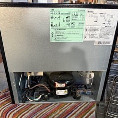 アイリスオーヤマ冷凍庫 31L 1ドア PF-A31FD-B ブラックの画像