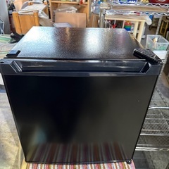 アイリスオーヤマ冷凍庫 31L 1ドア PF-A31FD-B ブラックの画像