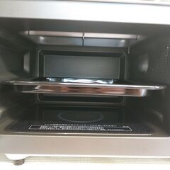 3か月間保証☆配達有り！11000円(税込）シャープ オーブンレンジ 庫内フラット 角皿付 2024年製の画像