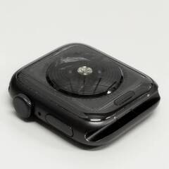 Apple Watch SE 第1世代/GPS/40mm/A2351/スペースグレー〈MKQ13J/A〉 (5)の画像