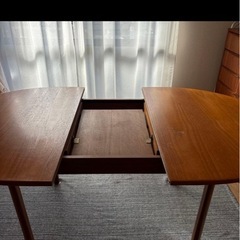 ヴィンテージテーブル　の画像