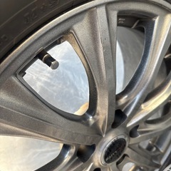 225/65R/17 スタッドレスタイヤ(ホイール付き)　SUVの画像