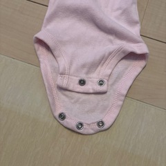 カーターズ　ロンパース　nbの画像