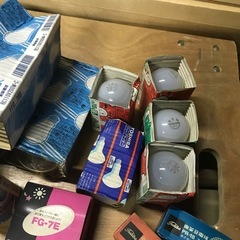 未使用品！TOSHIBAの電球などまとめて！の画像