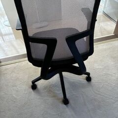 事務用いす　デスクワークチェアの画像