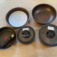 （交渉済のため終了）12/28まで　ティファール　フライパン鍋セットの画像