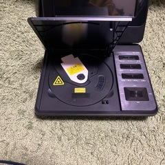 aiwa ポータブルDVDプレーヤーの画像