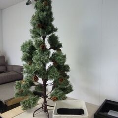 未使用/新品　クリスマスツリー150cm ポット付き おしゃれ ツリー リアル ヌードツリー スリム 松ぼっくり付 　アウトレットの画像