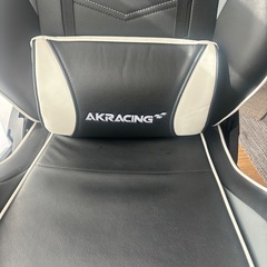 ゲーミングチェアの画像